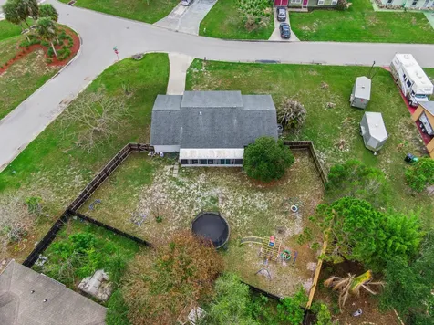 1802 SE Vesthaven Court Port St Lucie FL 34952
