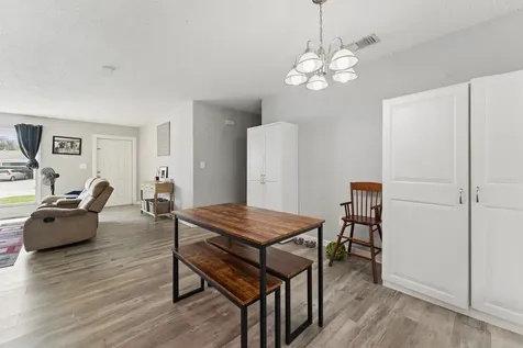 1802 SE Vesthaven Court Port St Lucie FL 34952