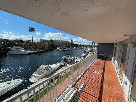 1800 NW 24th Avenue Miami FL 33125