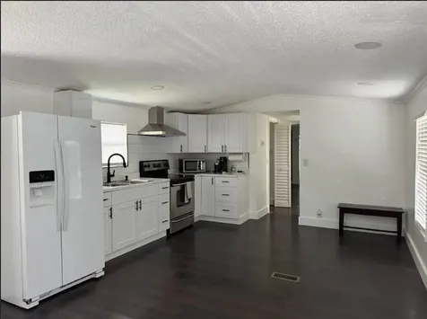 182 Plantation Boulevard Greenacres FL 33467