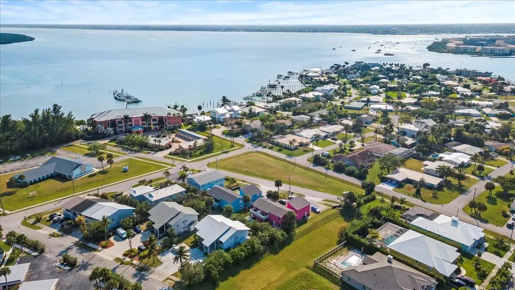 642 & 646 Eldorado Street Fort Pierce FL