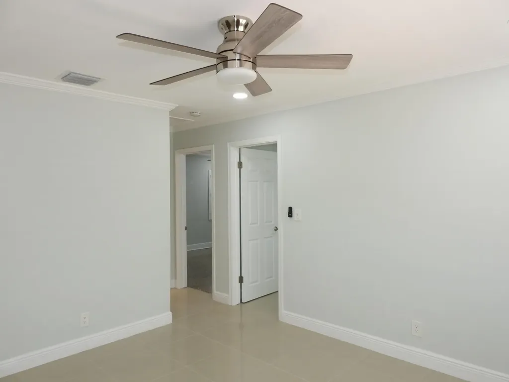 5200 NE 3rd Terrace Fort Lauderdale FL 33334