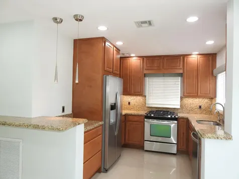 5200 NE 3rd Terrace Fort Lauderdale FL 33334