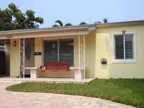 5200 NE 3rd Terrace Fort Lauderdale FL 33334