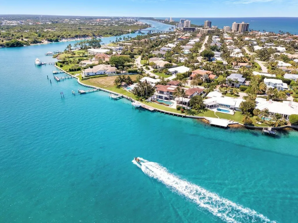 300 N Highway A1a Jupiter FL 33477
