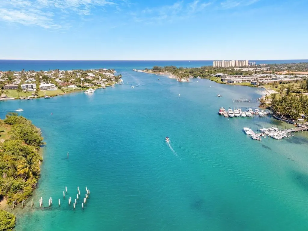 300 N Highway A1a Jupiter FL 33477