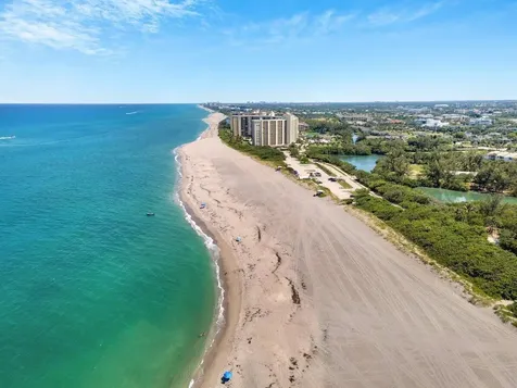 300 N Highway A1a Jupiter FL 33477