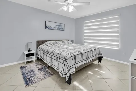 214 Villa Circle Boynton Beach FL 33435