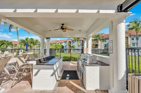 214 Villa Circle Boynton Beach FL 33435
