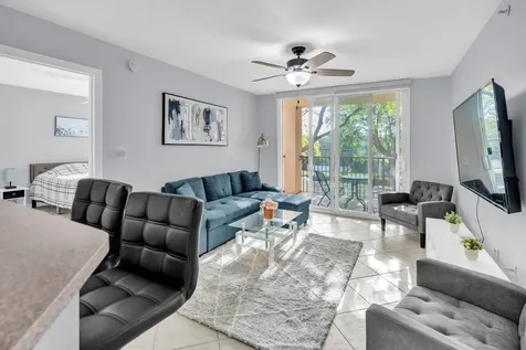 214 Villa Circle Boynton Beach FL 33435