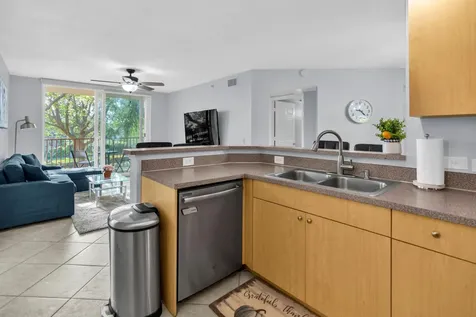 214 Villa Circle Boynton Beach FL 33435