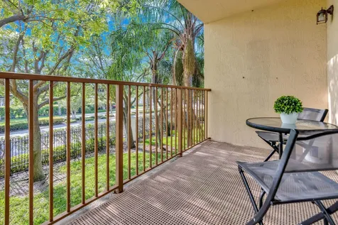 214 Villa Circle Boynton Beach FL 33435