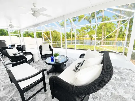 7529 SE Bay Cedar Circle Hobe Sound FL 33455