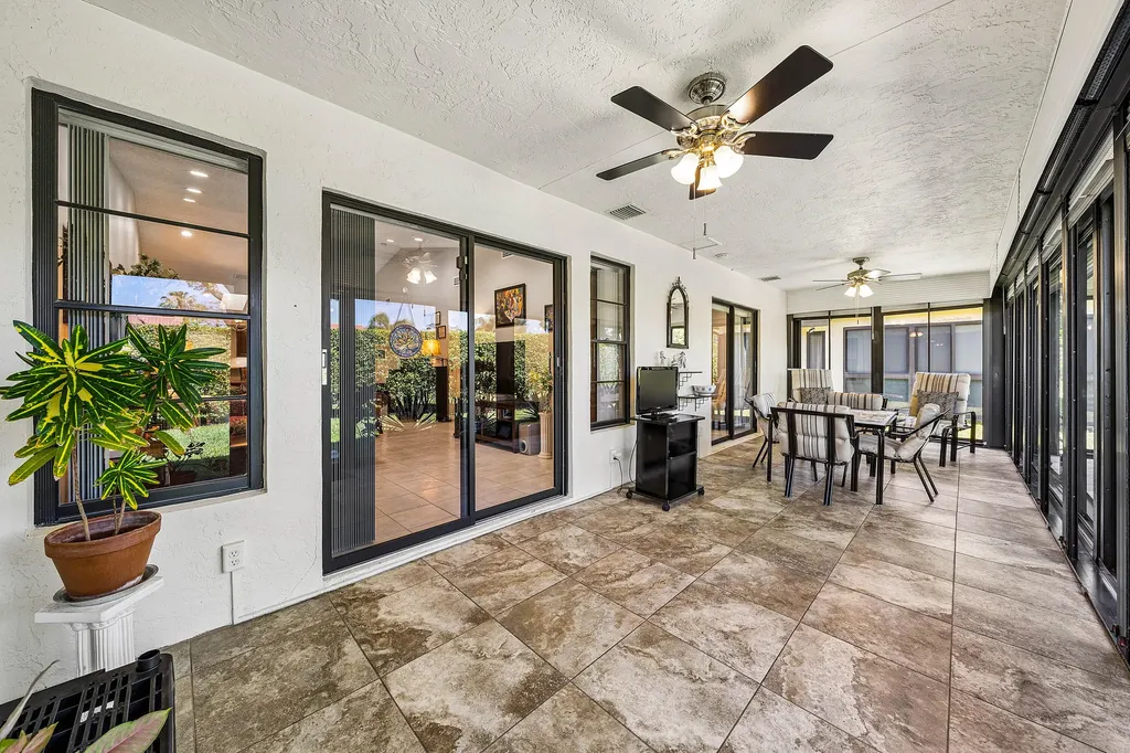 10069 Andrea Lane Boynton Beach FL 33437