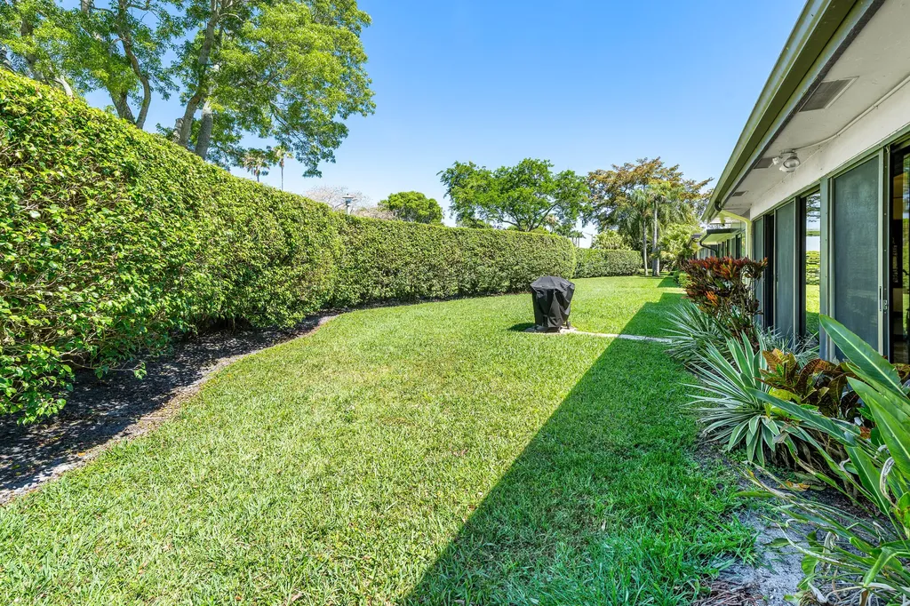 10069 Andrea Lane Boynton Beach FL 33437