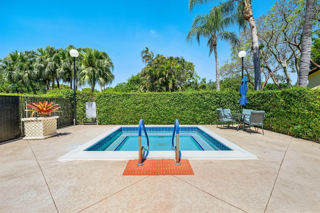 10069 Andrea Lane Boynton Beach FL 33437