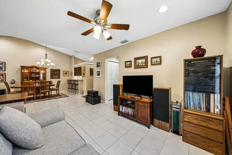 10069 Andrea Lane Boynton Beach FL 33437