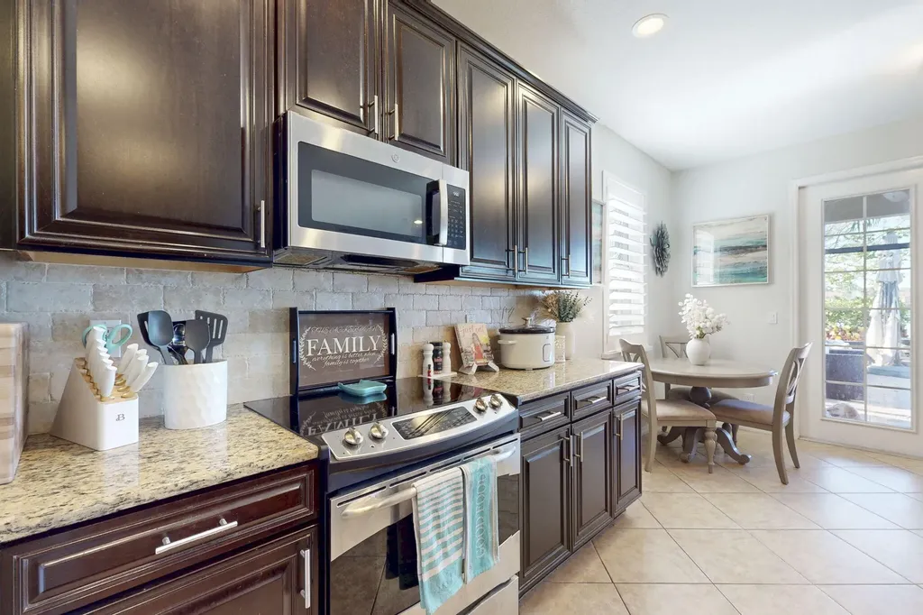 10551 Long Leaf Lane Wellington FL 33414