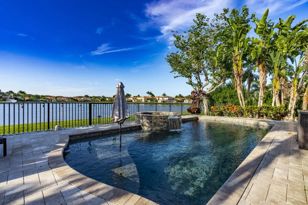 10551 Long Leaf Lane Wellington FL 33414