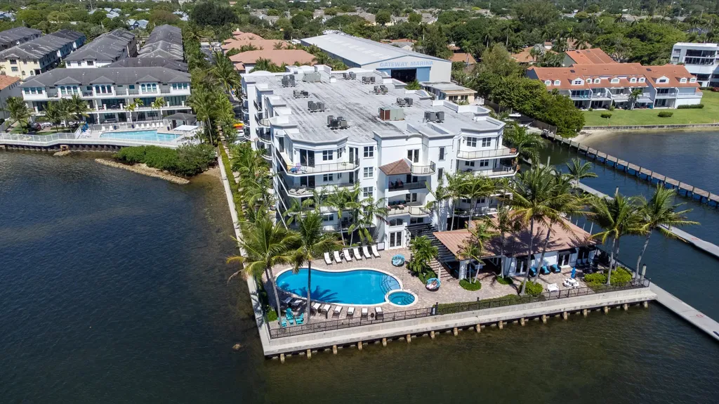 2678 N Federal Highway Boynton Beach FL 33435