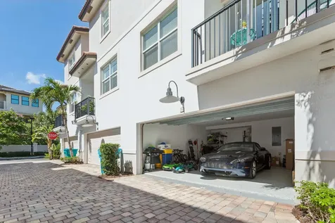 2678 N Federal Highway Boynton Beach FL 33435