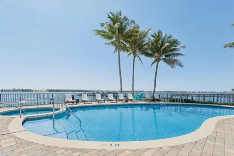 2678 N Federal Highway Boynton Beach FL 33435