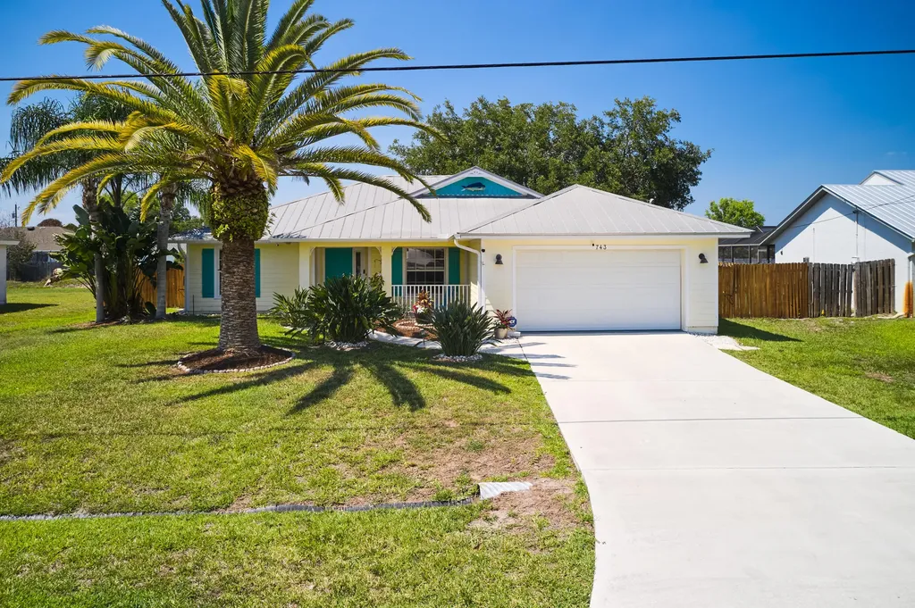 743 SW Mccoy Avenue Port St Lucie FL 34953