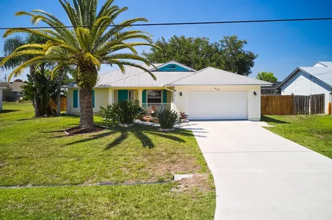 743 SW Mccoy Avenue Port St Lucie FL 34953