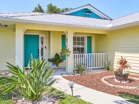 743 SW Mccoy Avenue Port St Lucie FL 34953