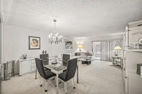 788 Nantucket Circle Greenacres FL 33467