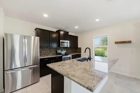 3044 Woodswalk Drive Fort Pierce FL 34945