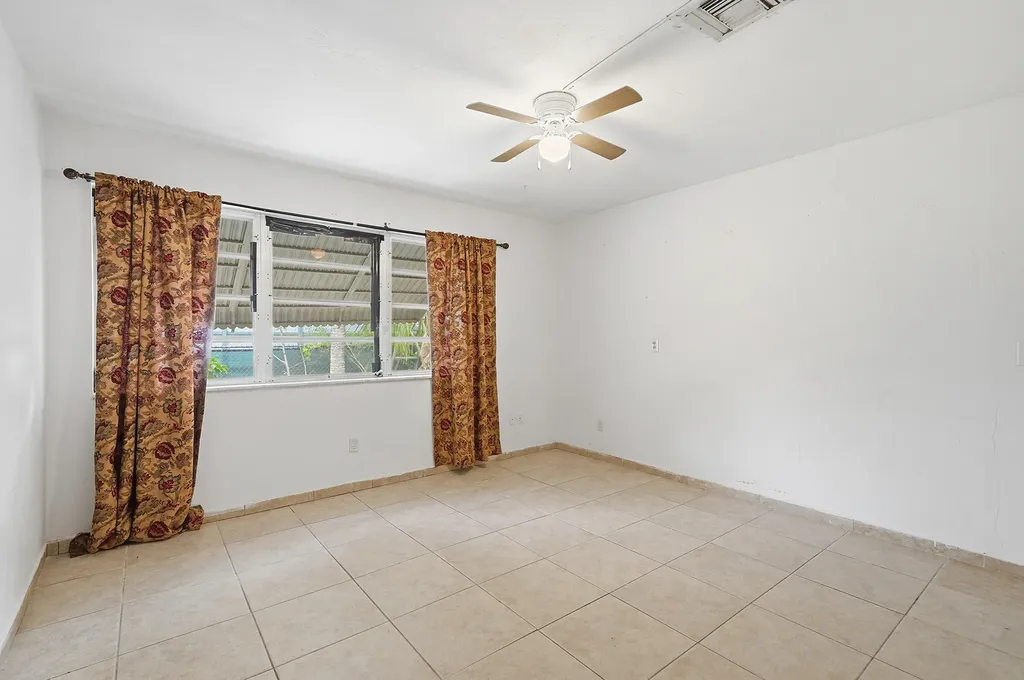 2130 SW 67th Avenue SW Miramar FL 33023