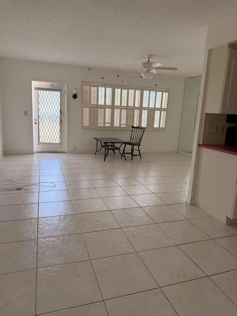 4074 Cornwall D Boca Raton FL 33434