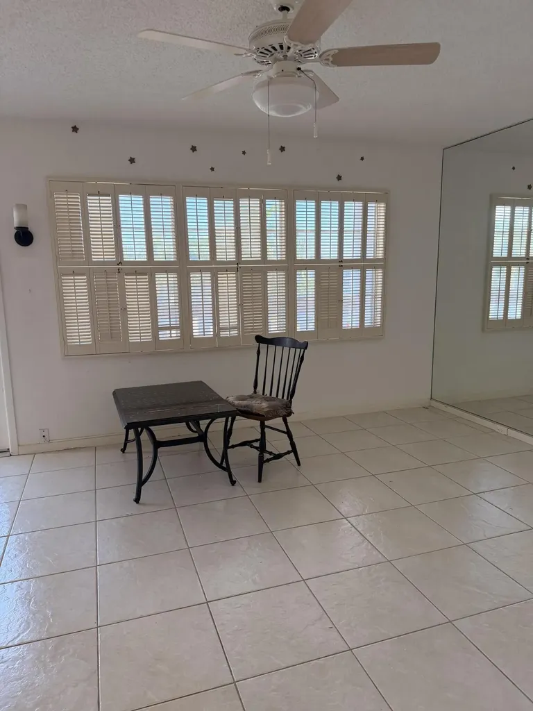 4074 Cornwall D Boca Raton FL 33434