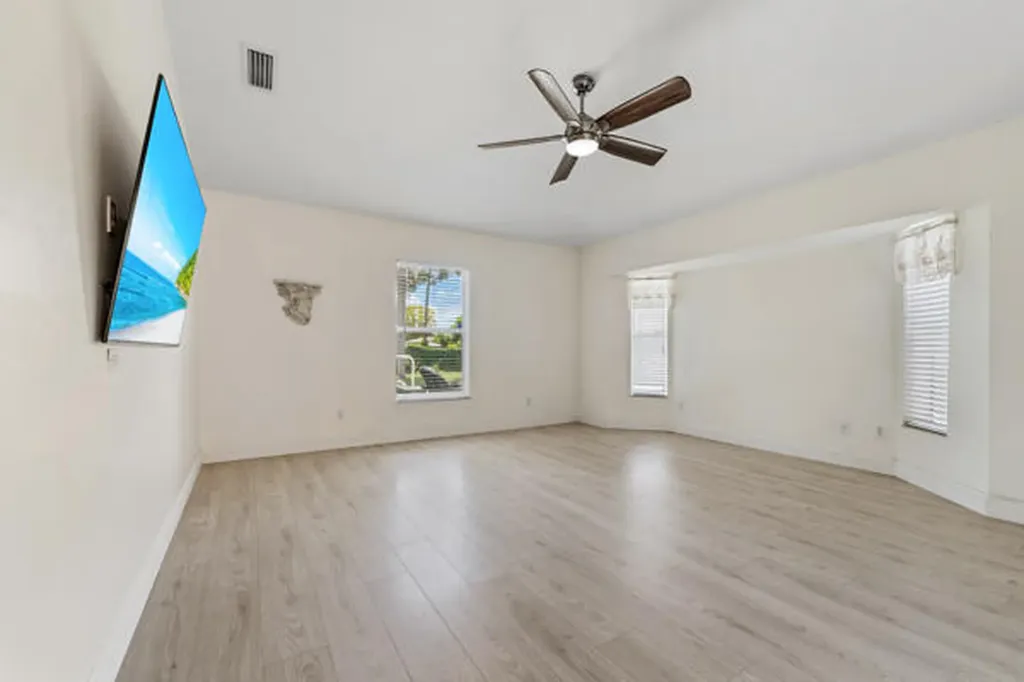 1657 SW Cefalu Circle Port St Lucie FL 34953