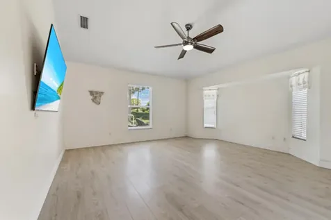 1657 SW Cefalu Circle Port St Lucie FL 34953