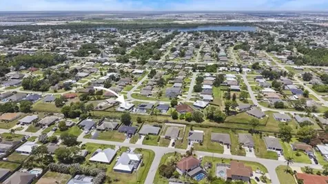 1657 SW Cefalu Circle Port St Lucie FL 34953