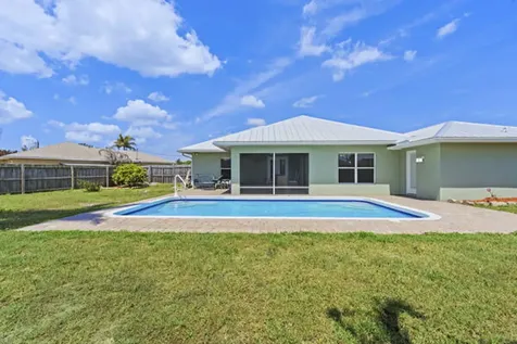 1657 SW Cefalu Circle Port St Lucie FL 34953
