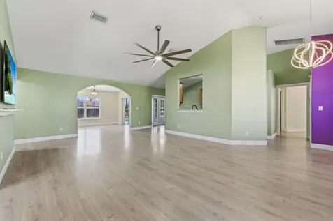 1657 SW Cefalu Circle Port St Lucie FL 34953