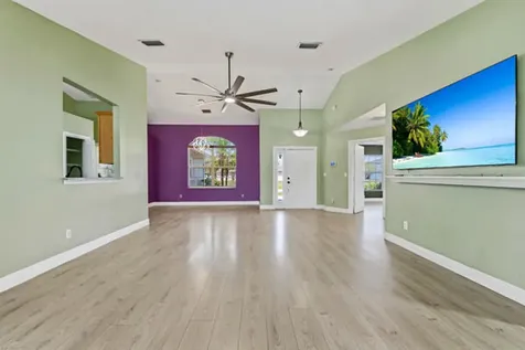 1657 SW Cefalu Circle Port St Lucie FL 34953