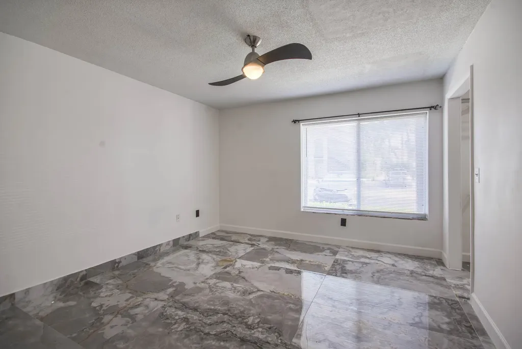 815 W Boynton Beach Boulevard Boynton Beach FL 33426