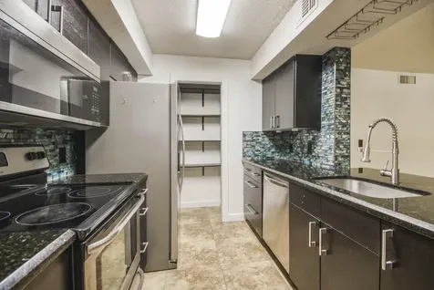815 W Boynton Beach Boulevard Boynton Beach FL 33426