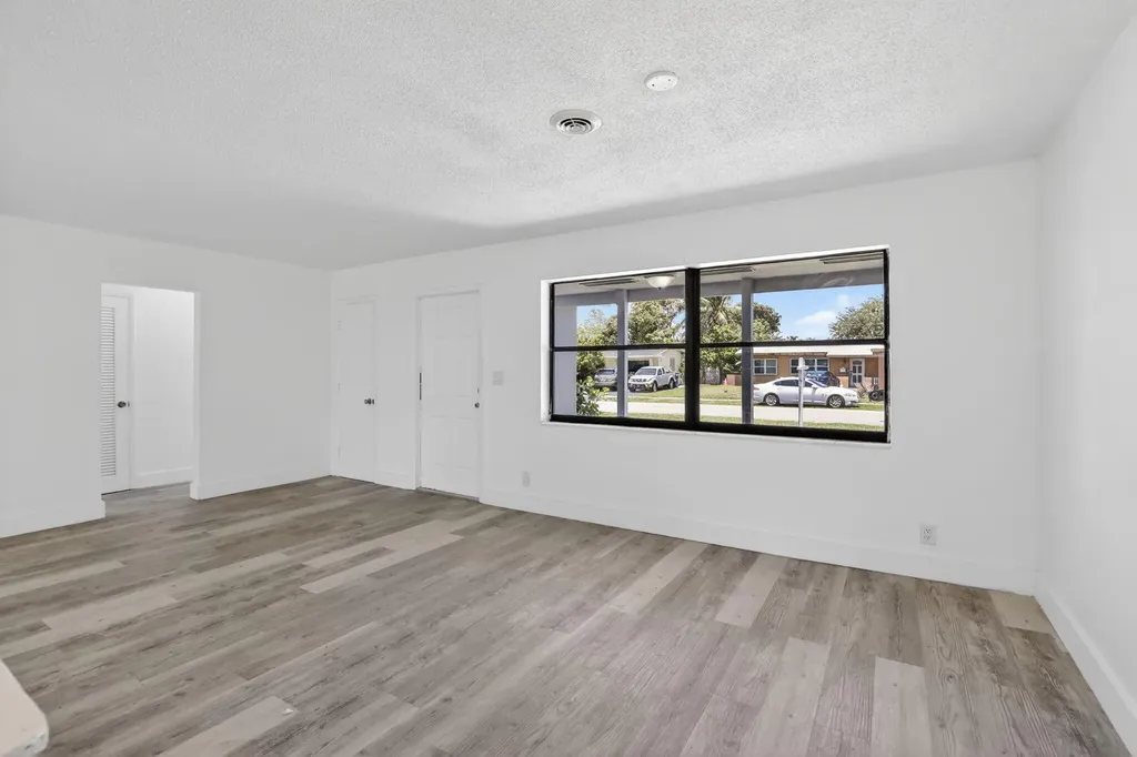 5804 NW 14th Street Sunrise FL 33313