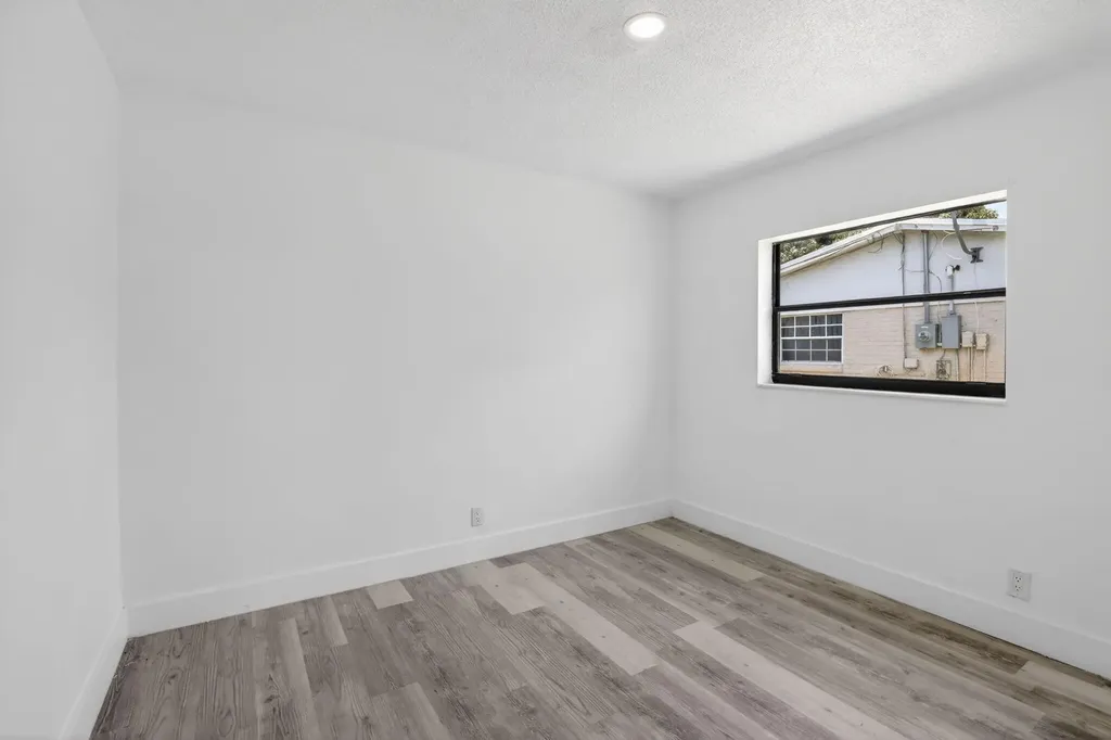5804 NW 14th Street Sunrise FL 33313