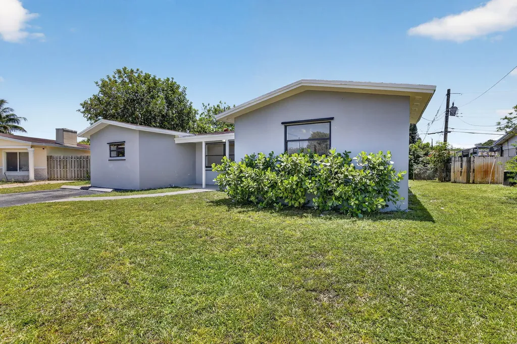 5804 NW 14th Street Sunrise FL 33313