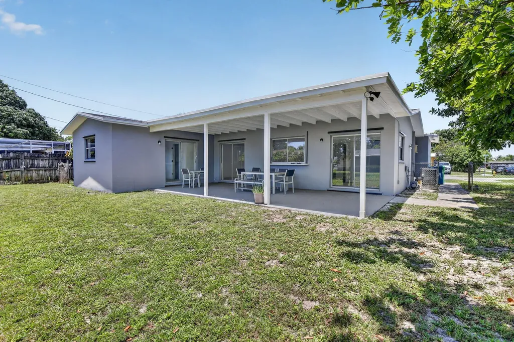 5804 NW 14th Street Sunrise FL 33313