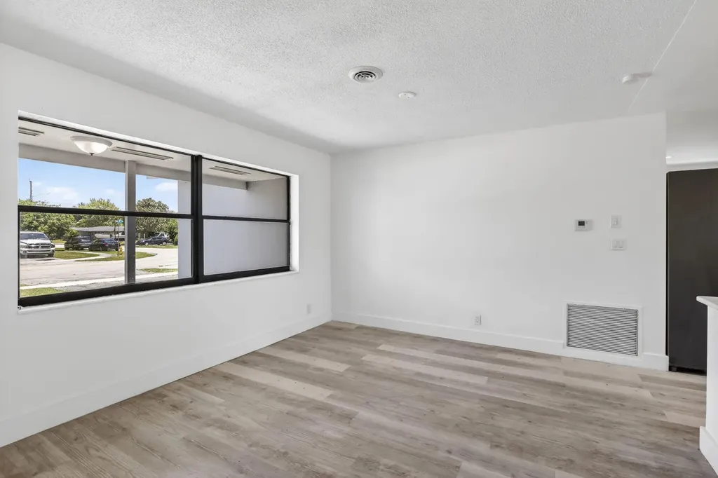 5804 NW 14th Street Sunrise FL 33313