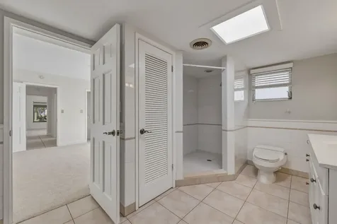 284 Allenwood Drive Lauderdale By The Sea FL 33308