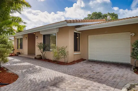 284 Allenwood Drive Lauderdale By The Sea FL 33308