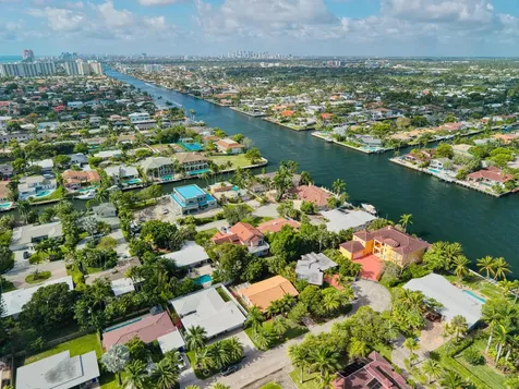 284 Allenwood Drive Lauderdale By The Sea FL 33308